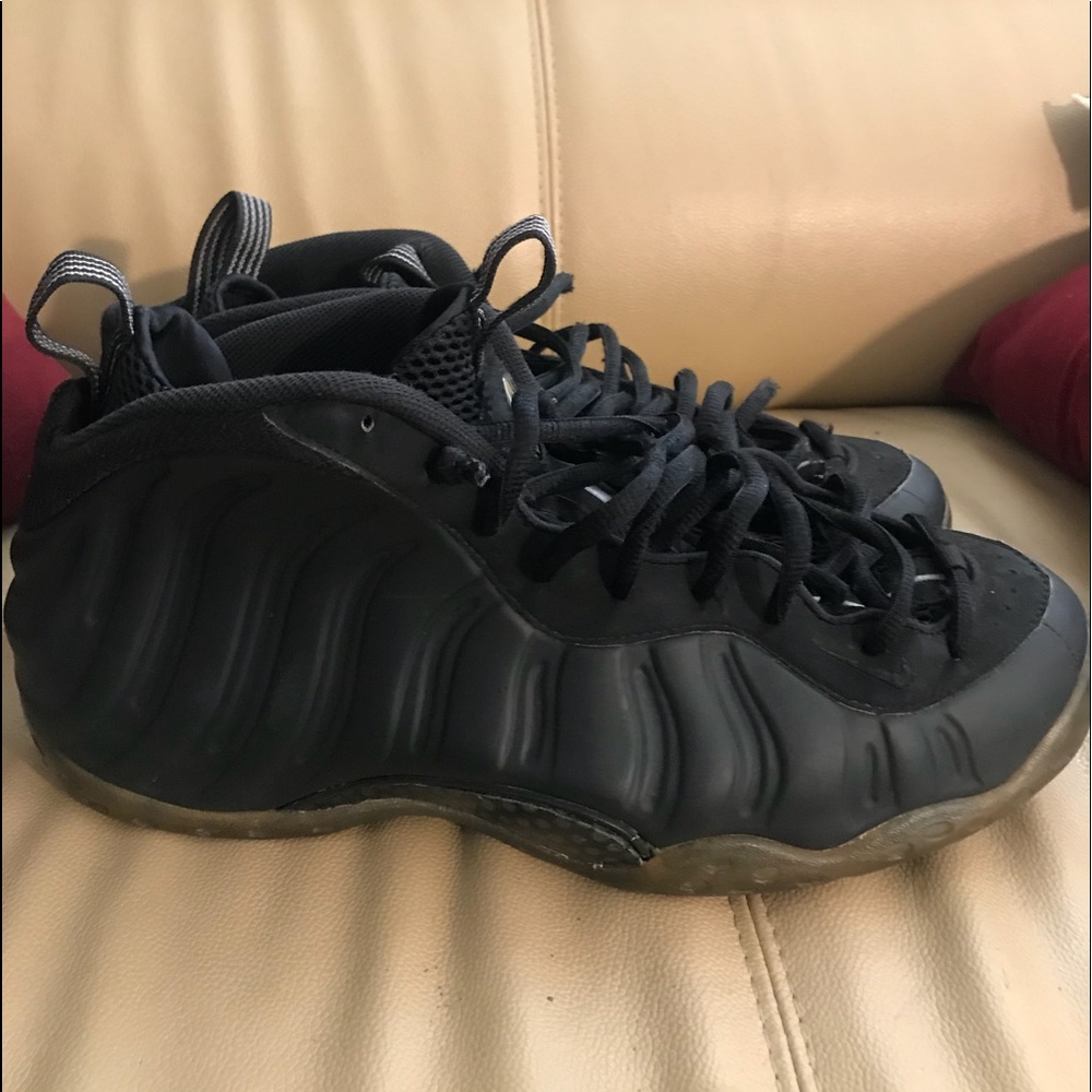 Nike Air Foamposite “Stealth”